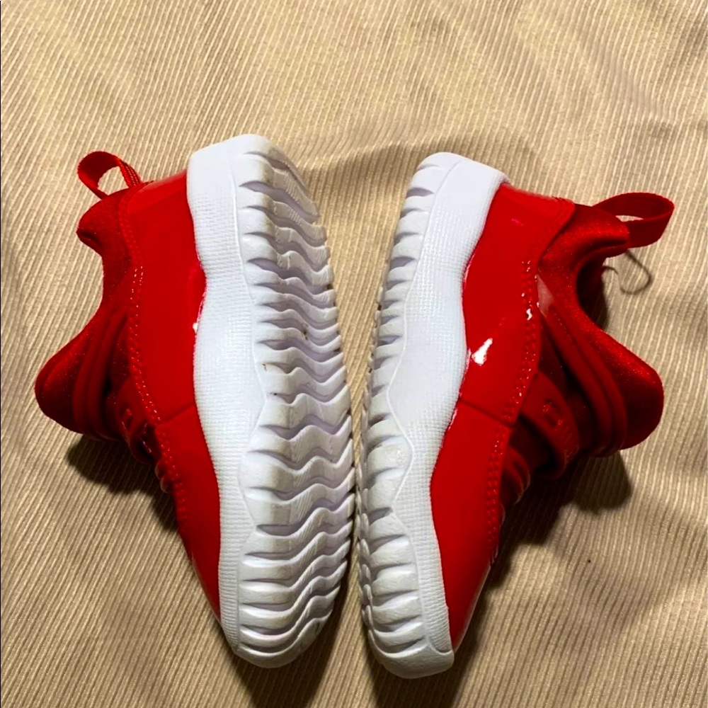 Jordan Retro 11 Little Flex Jordan’s (Infant) Sz6c
